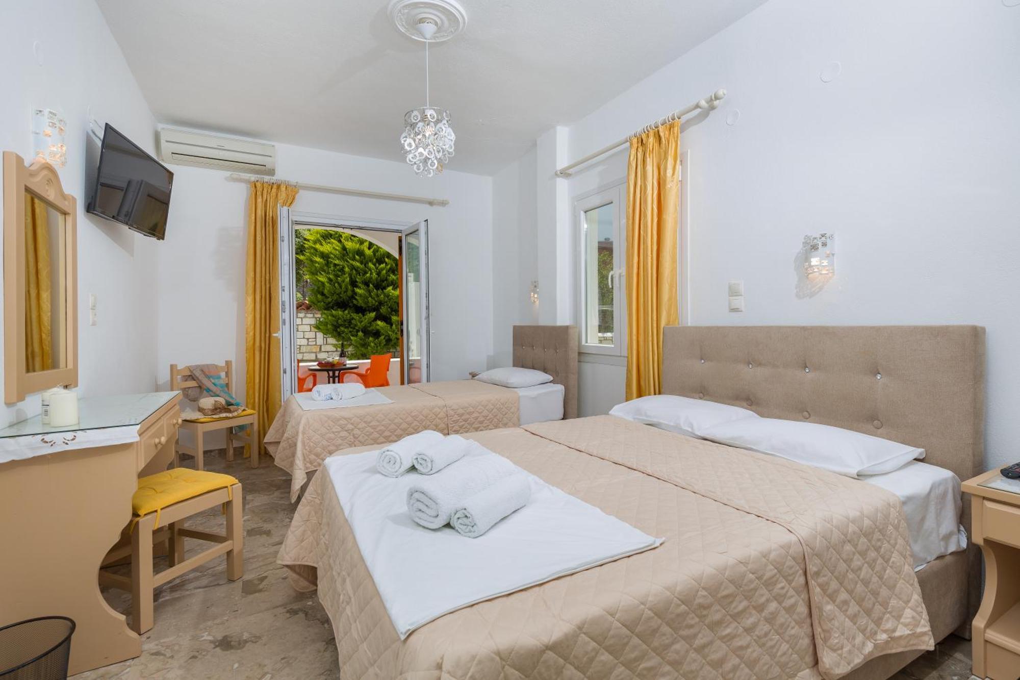 Vassiliki Rooms Páros Dış mekan fotoğraf