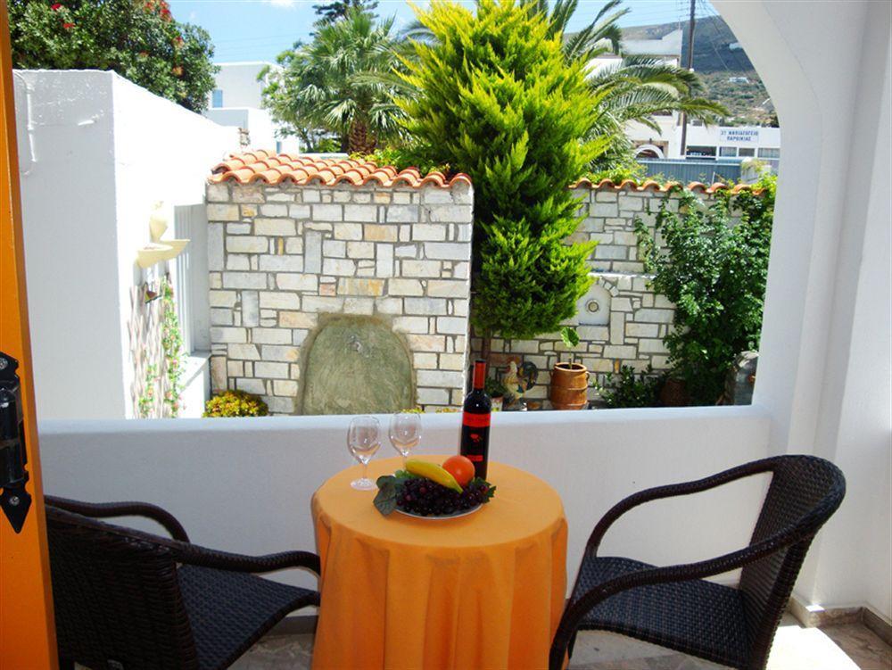 Vassiliki Rooms Páros Dış mekan fotoğraf